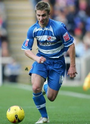 ����� ����