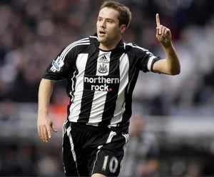 ����� ����