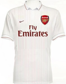 Новая домашняя форма Арсенала Новая домашняя форма Арсенала