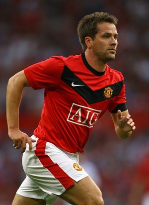 ����� ����