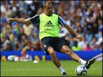 ��� ����