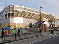 ����� ����