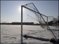 ����� ����