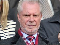 ����� ����