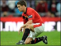 ����� ����