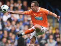 ����� ����