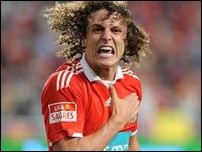 ����� ����