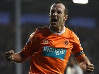 ����� ����