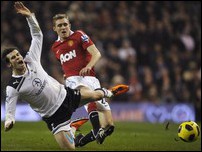 ����� ����