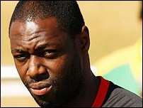 ����� ����