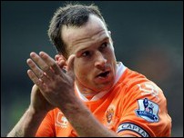 ����� ����