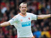 ����� ����