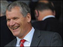 ����� ����