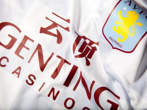 Новая выездная форма Астон Виллы Новая выездная форма Астон Виллы