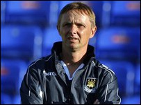 ����� ���