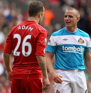 ����� ����