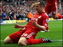 ����� ����