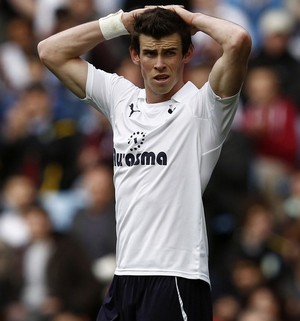 ����� ����