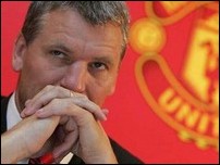 ����� ����