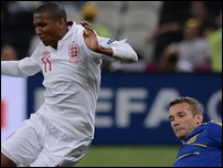 ���� ���