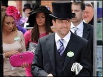 ����� ����