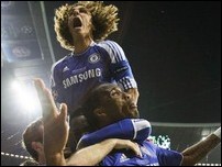 ����� ����