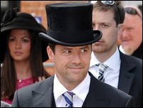 ����� ����