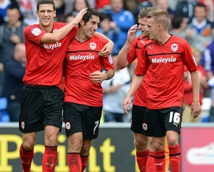 �������