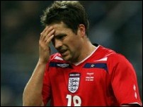 ����� ����