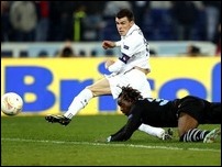 ����� ����