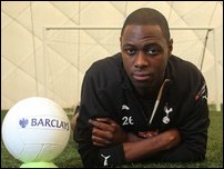 ����� ����