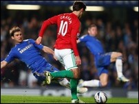 ����� ����