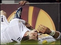 ����� ����