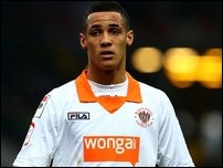 ����� ���