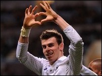 ����� ����