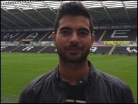 ����� ����