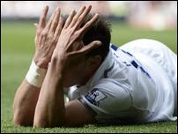 ����� ����