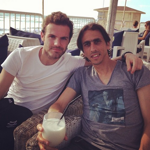 Хуан Мата и Йосси Бенаюн Хуан Мата и Йосси Бенаюн