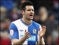 ����� ����