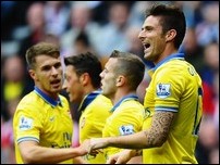 �������