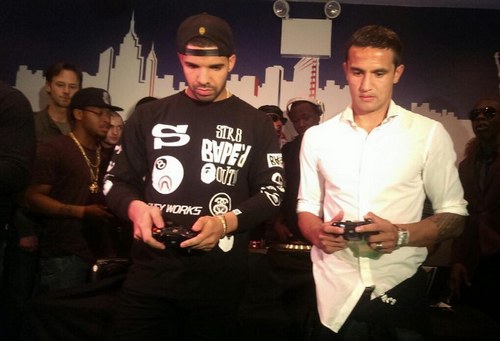 Дрейк и Тим Кэхилл Дрейк и Тим Кэхилл