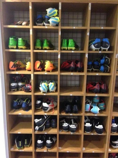 ����� ����� ����