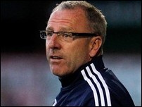 ����� ����