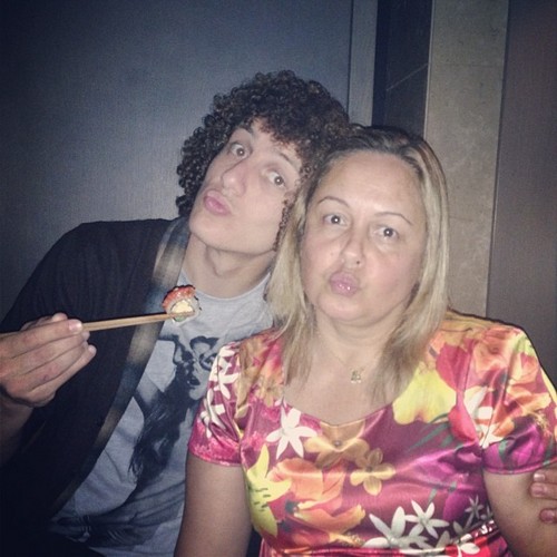 ����� ���� � �����