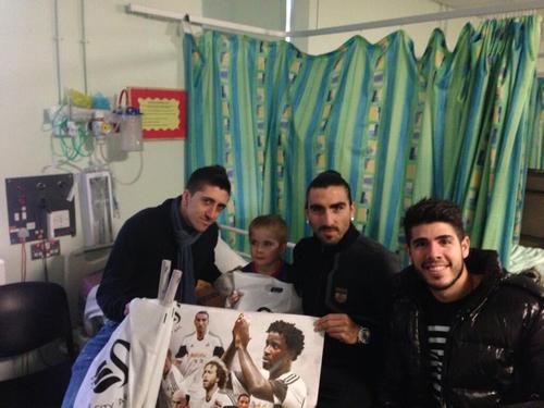 Пабло Эрнандес, Чико Флорес и Алехандро Посуэло Пабло Эрнандес, Чико Флорес и Алехандро Посуэло