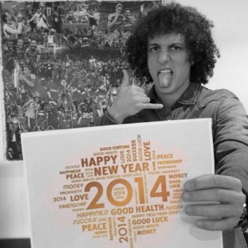 ����� ����