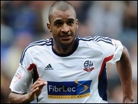 ����� ����