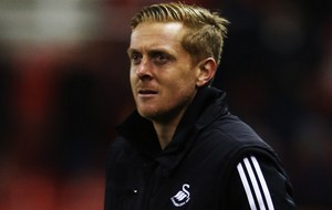 ����� ����