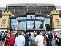 ����� ����