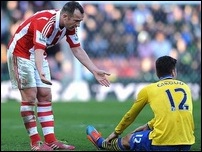 ����� ����